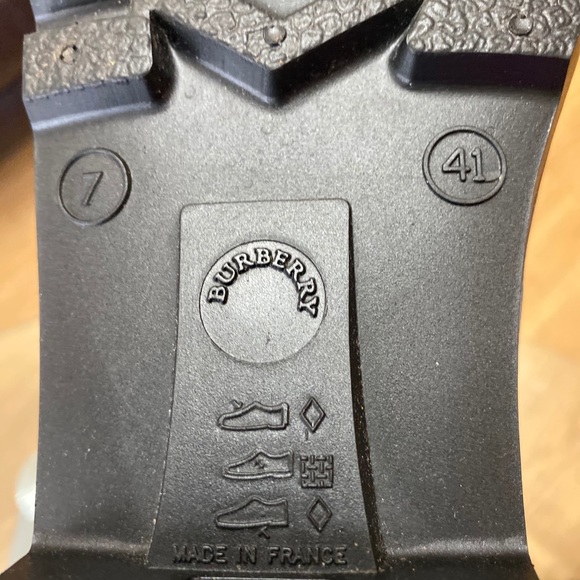 Burberry House Check Pattern Rain Boots - Picture 5 of 5